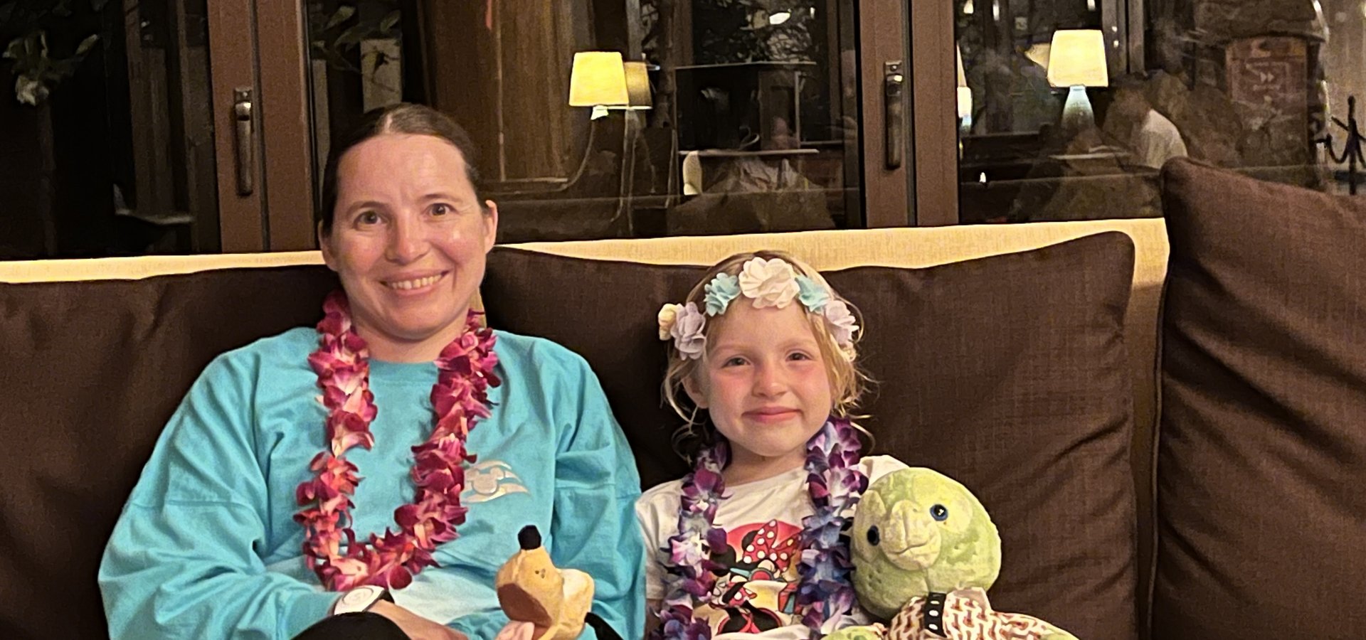 Kati and Mia in the lobby at Aulani