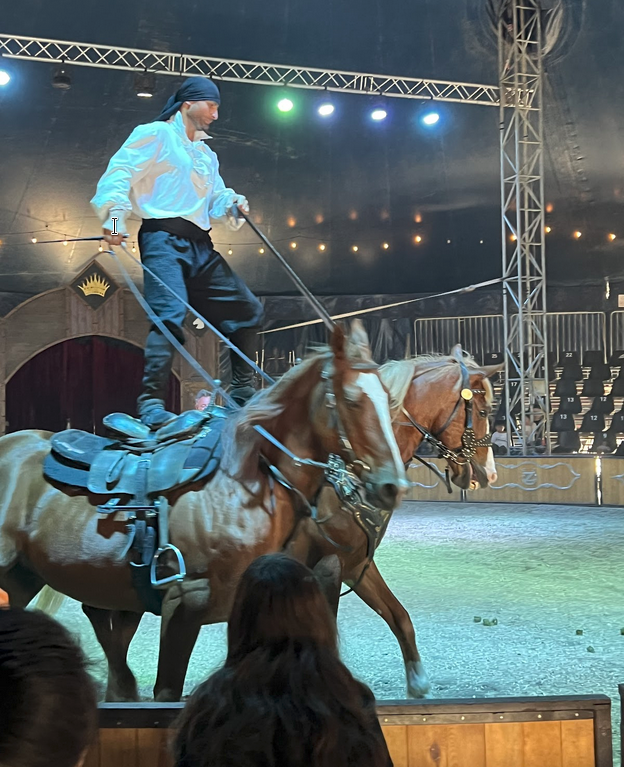 Cirque Ma&#x27;Ceo