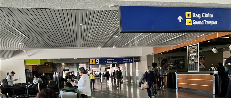 Oakland International Airport terminal blackout