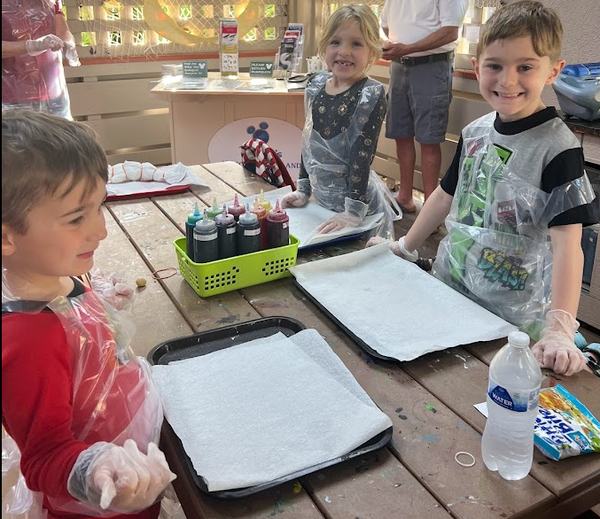 Tie-dye shirt making
